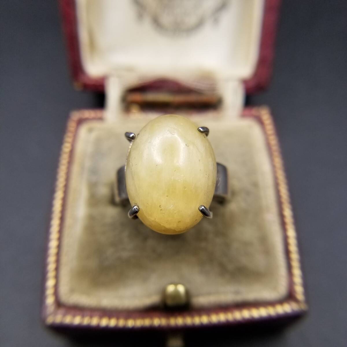 イエロー オーバル カボション 大粒 ソリテール 幅広 シンプル ヴィンテージ シルバーメッキ リング 指輪 ジュエリー 輸入 Y14-X拍卖