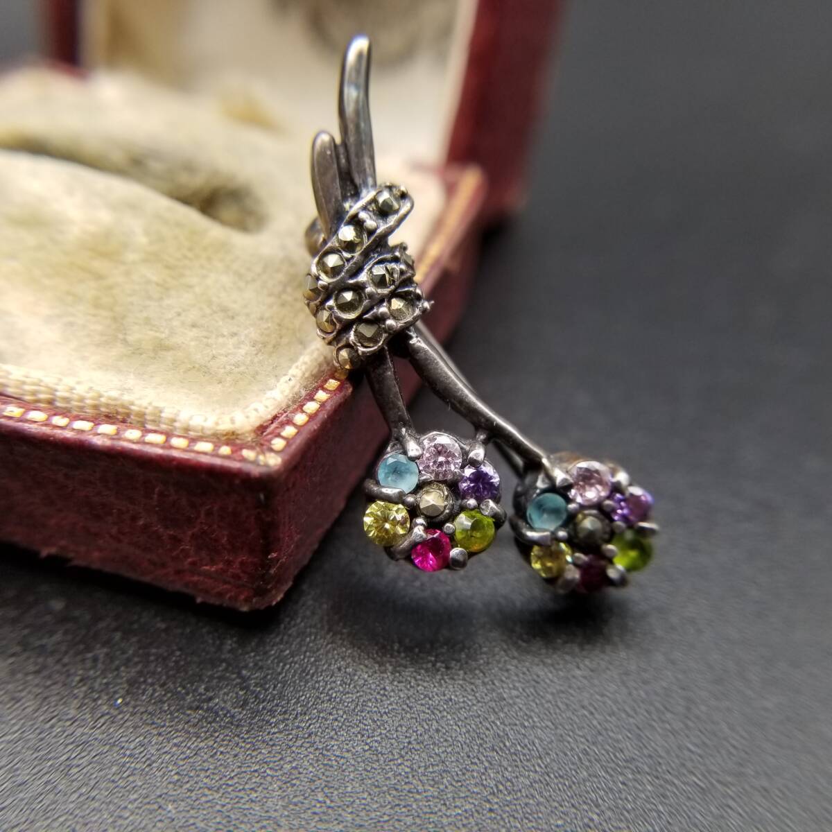 フラワー 花束 モチーフ カラフル ラウンド ストーン 小ぶり 925 ヴィンテージ シルバー ブローチ ジュエリー 輸入 Y15-A拍卖