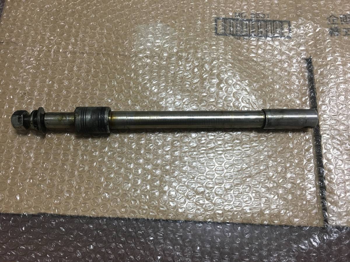 ハーレー ソフテイル 1999年式 エボ FLSTC ヘリテイジ クラシック 純正 フロント ホイール アクスル シャフト FLSTF ファットボーイ拍卖