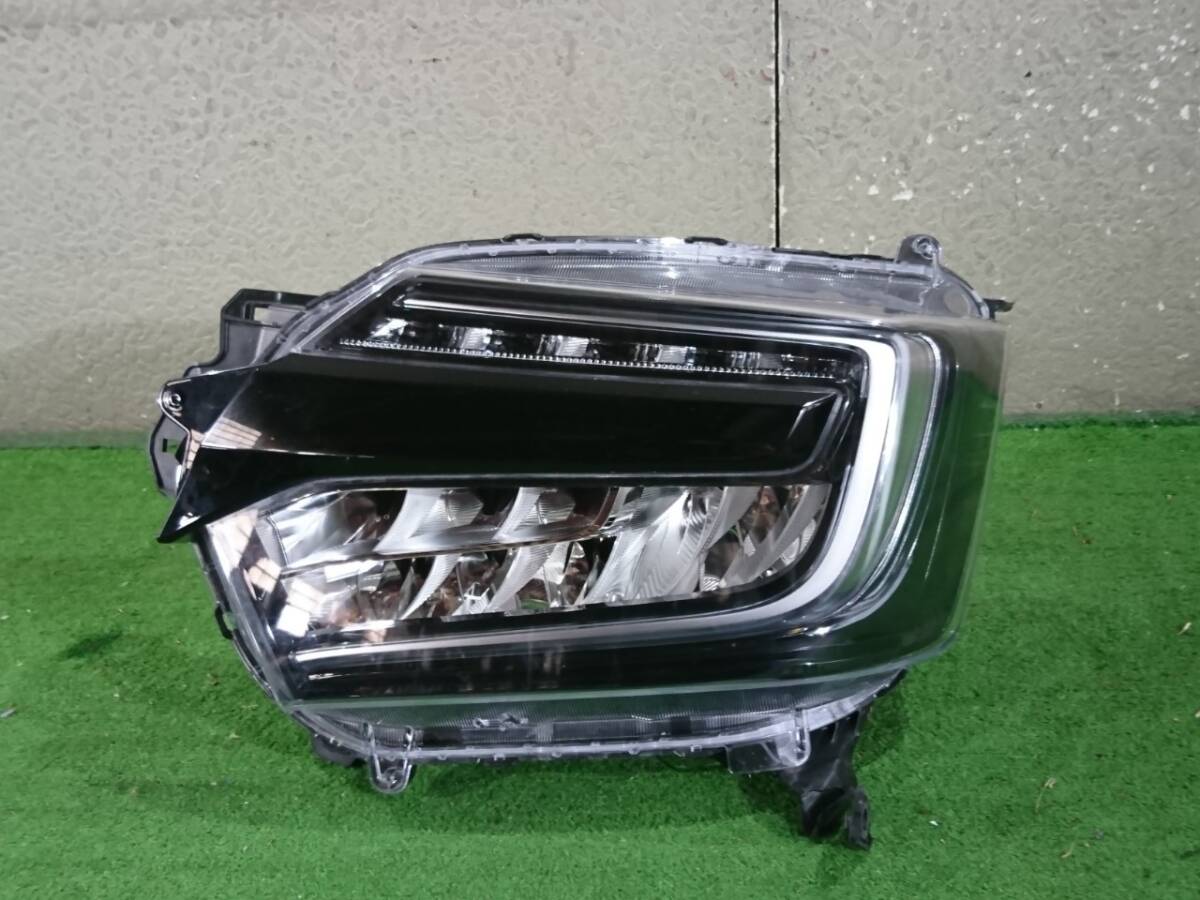 JF3 NBOXカスタム 左ヘッドライト スタンレー W3106(41863)拍卖