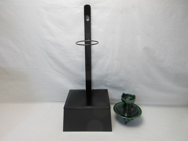 604811 【 美品 夜咄道具 短檠 利休形 たんけい 佐々木松楽作 青楽 ことぼし 小燈 箱無 】 検) 露地道具 ローソク立 夜話し短檠 灯火具 ⅳ拍卖