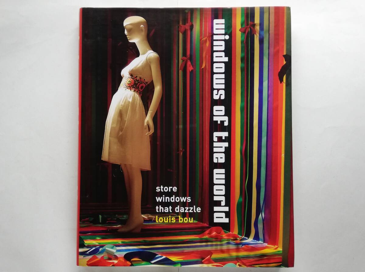 Windows of the World Alannah Weston Linda Fargo Susanne Tide-Frater ショー ウィンドウ ディスプレイ store window display拍卖