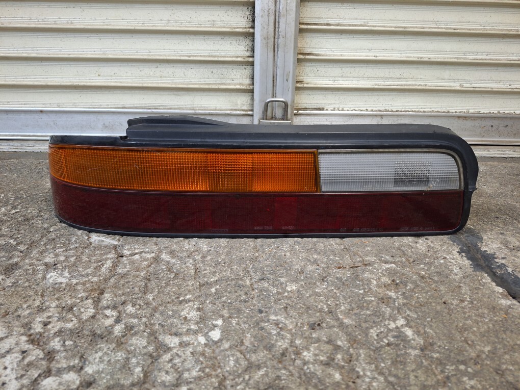S13シルビア 左側テールランプ No.ki2拍卖