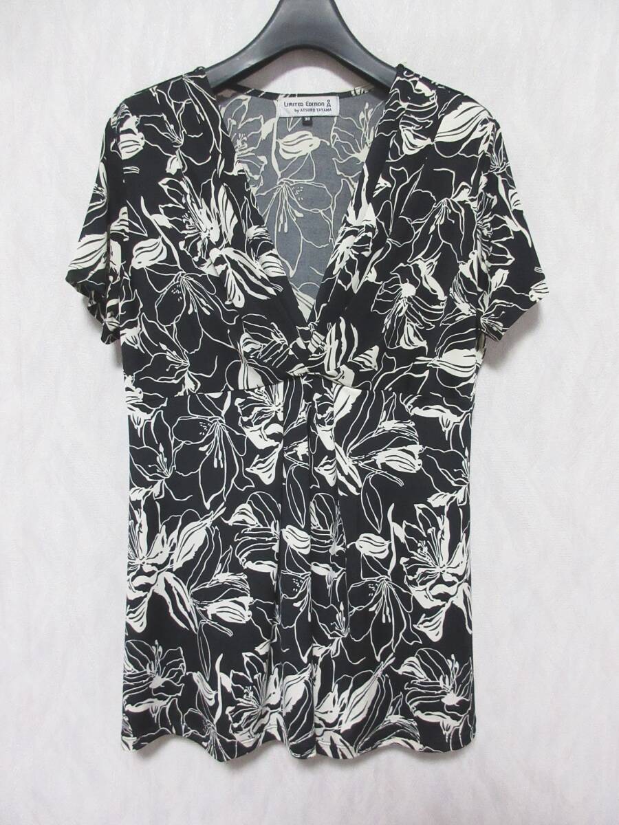 LIMITED EDITION リミテッドエディション アツロウタヤマ 花柄 半袖 Vネック ブラウス カットソー レディース 38 783-16523 irmri yg5571拍卖