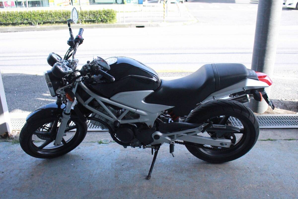 HONDA VTR250(ブラック)9325km 補償あり、遠方配送可能 現状販売 ※大阪から 二輪処エスペラント拍卖