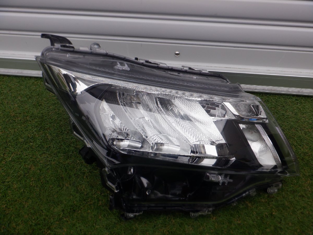 トヨタ純正 M900 M910 ルーミー 後期 LED ヘッドライト ヘッドランプ 右側 運転席 STANLEY W6249 m-24-4-169拍卖