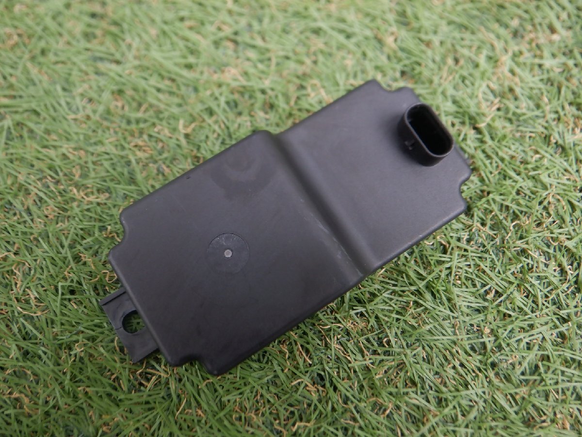 ベンツ純正 W205 Cクラス W213 Eクラス W222 Sクラス バックアップバッテリー トランス 電圧 コンバーター A2059053414 m-24-4-528拍卖