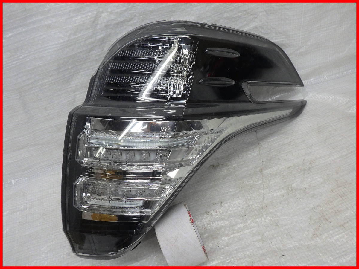 AGH30W/GGH30Wヴェルファイア 右テールランプ右テールライト KOITO 58-69 AGH35W/GGH35W 外側拍卖