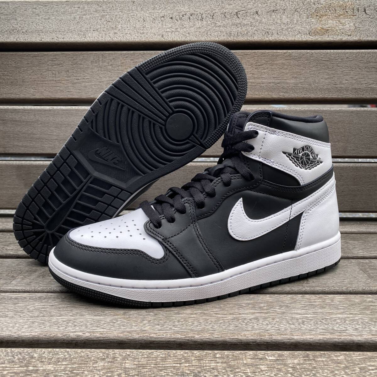 正規品 【US12】 NIKE ナイキ AIR JORDAN1 RETRO HIGH OG エアジョーダン1 レトロ ハイカット Black&White 黒 白 30cm (AJ114)拍卖