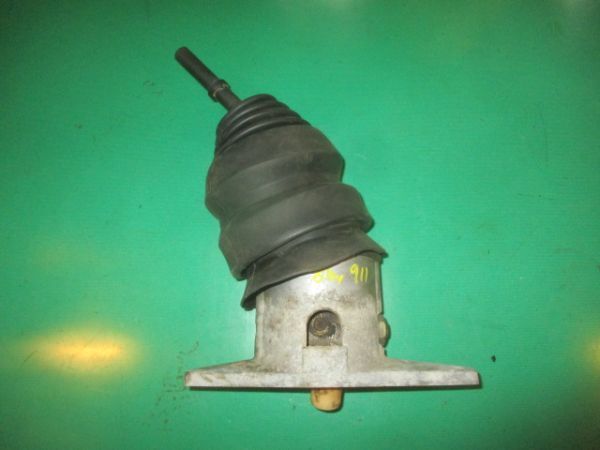 ■ポルシェ 911 カレラ ギアシフトレバー 中古 91142401707 91142418101 91142401906 部品取あり 930 Gモデル スリーブ ブラケット ■拍卖