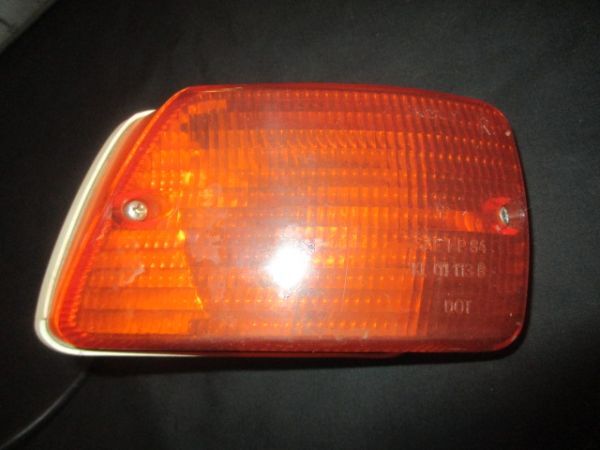 ■ポルシェ 928S4 ウインカーランプ 右 中古 0311315024 92863142122 部品取あり コーナーレンズ フラッシャーランプ サイドマーカー■拍卖