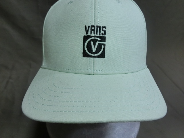 ★ USA購入 アメカジ バンズ【VANS】 シンプルデザイン ロゴ刺繍入り キャップ 薄いグリーン ★拍卖