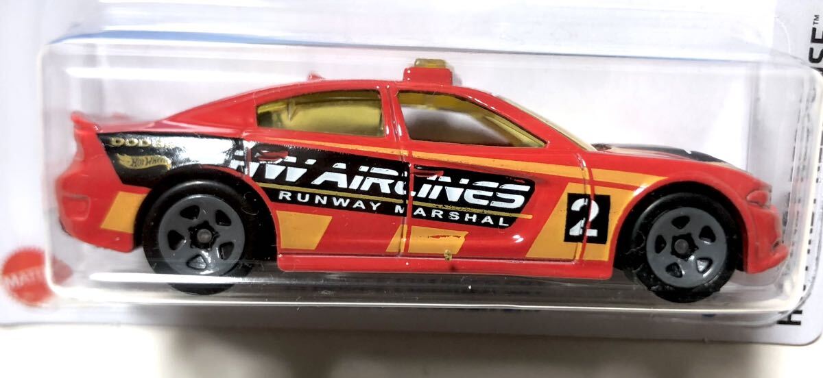 人気 USカード 2015 Dodge Charger SRT Air Port Runway Marshal Staff Car ダッジ チャージャー 空港 滑走路 グランドハンドリング 2024拍卖