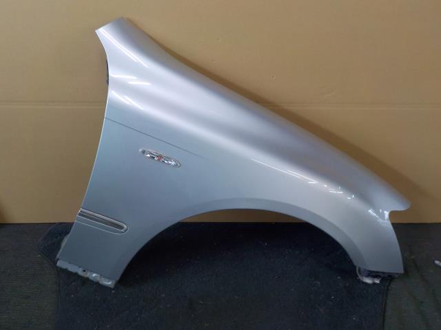 クラウン GRS184 右フロントフェンダー 1F7/銀【個人宅宛発送不可】拍卖