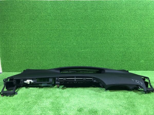 TOYOTA プリウス DAA-ZVW30 ダッシュボードパネル DASHBOARD TOP WITH A/C VENTS ID:882 ★拍卖