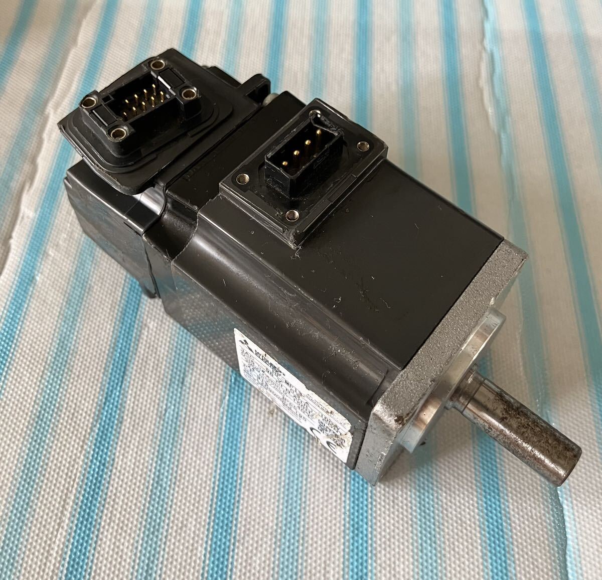 三菱 HF-MP13拍卖