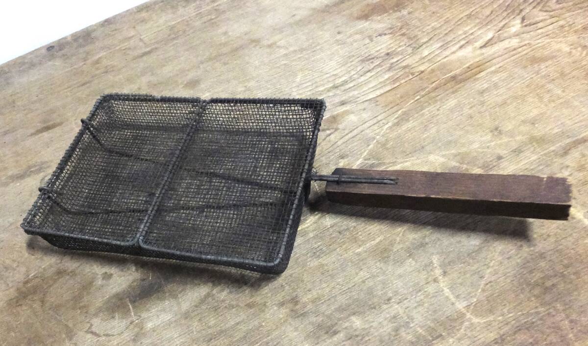 ▲て-510 角形煎り網 銀杏煎り 煎り網 中古 調理器具 高さ4cm横15cm奥行38cm重さ200g拍卖