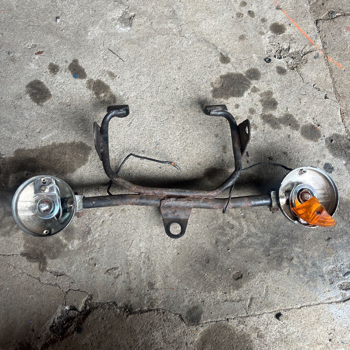 ホンダ CB400FOUR ヘッドライト ウィンカーステー拍卖