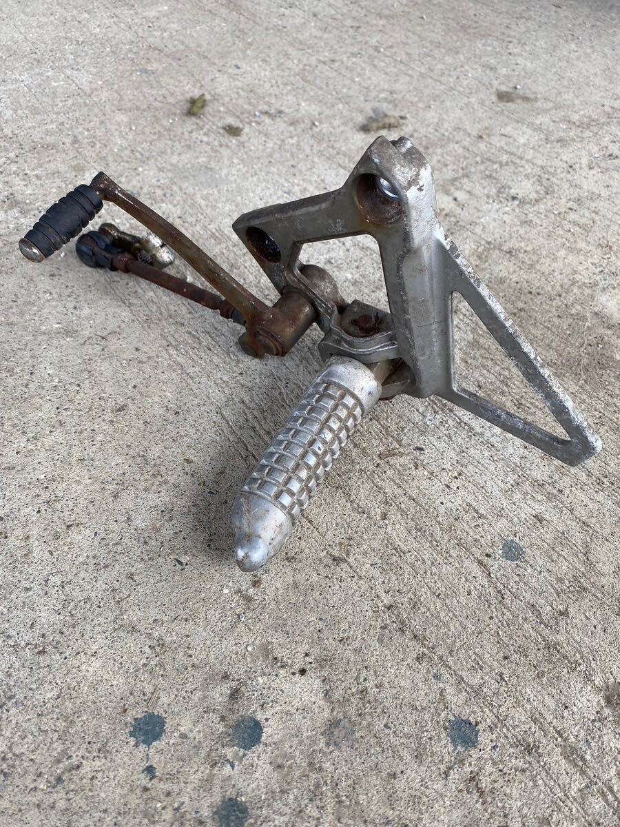 JPO-18 スズキGF250 GJ71C 左右ステップ リアキャリパーセット拍卖