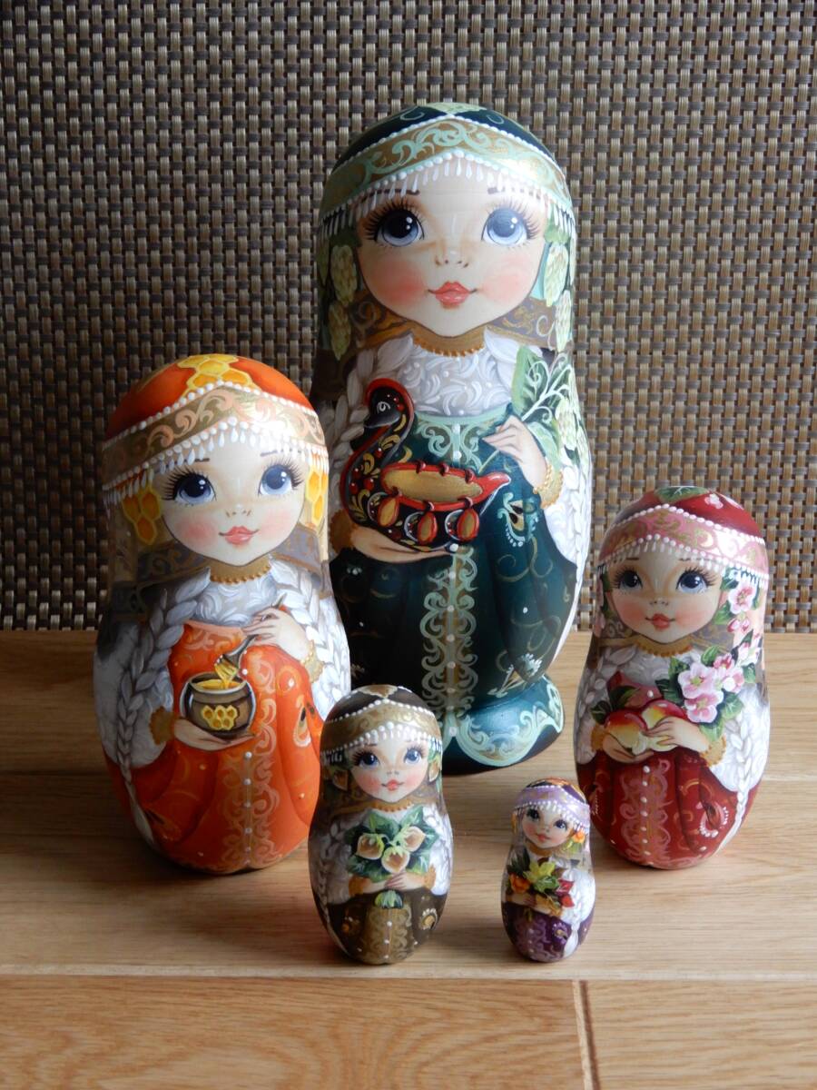★スヴェトラーナ・ニコラエヴァ マトリョーシカ ~ Colors ~ 作家もの matryoshka nesting dolls拍卖