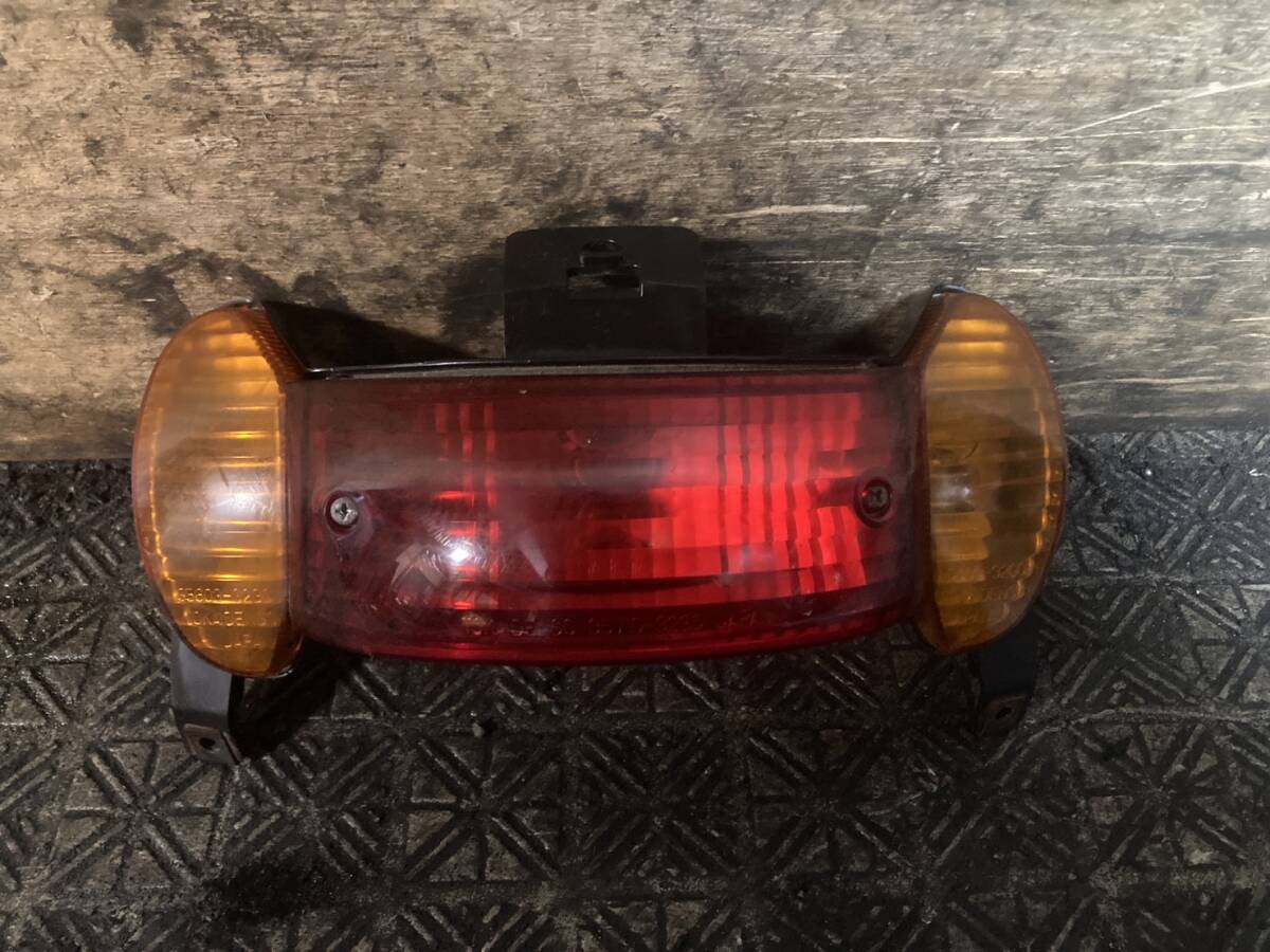 SUZUKI レッツ4 CA45A テールランプ 神戸発 B141-17拍卖