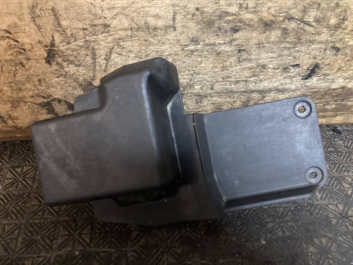 HONDA フォルツァ MF06 バッテリーカバー 神戸発 A172-17拍卖