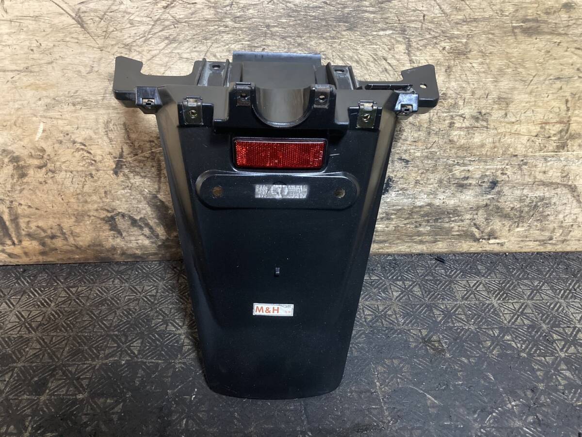 HONDA フォルツァ MF06 リアフェンダー 神戸発 A172-20拍卖