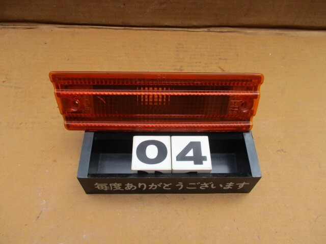 910ブルーバード SSS 2Dr 純正フロントバンパーウインカー3130R側④ 希少 当時物 旧車拍卖
