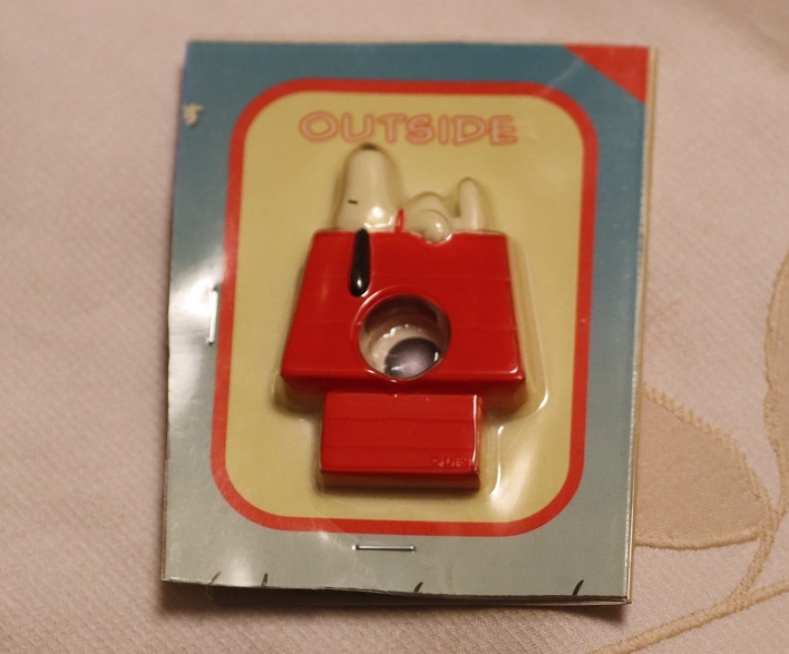 レア!昭和レトロ!スヌーピー SNOOPY ドアスコープ用 立体 飾り シール 両面テープで張り付けるタイプ 未使用品拍卖