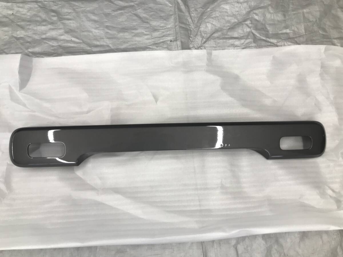 □□2404-WM56 未使用品!MK53S スペーシア ギア リアガーニッシュ カメラ穴有 83941-79R11-ZMW 83941-79R0/79R1 ガンメタ カスタム ベース拍卖