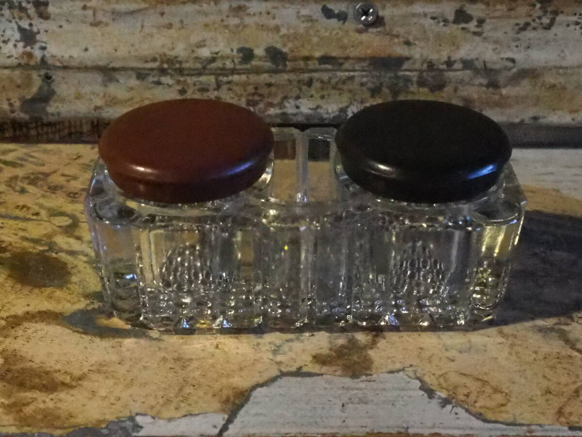 古いガラス製のインク壺】古道具インク瓶アンティーク昭和レトロインテリアインダストリアル観葉植物ペン立てドライフラワー文具万年筆拍卖