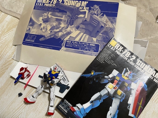 HGUC■ガンダムRX-78-2■キットサンプル非売品*素組立完成品/一部スミ入れ*外箱・説明書つき*1/144スケール模型2001年ガンプラ拍卖