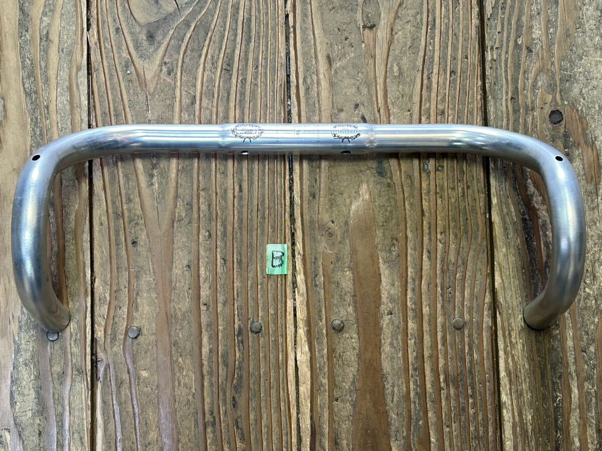 可動品 ビンテージ ドロップハンドル 重量232g『 3ttt スーパーレゲロ SUPERLEGGERO 外x外42cm 』26mm径 穴あけ及びエンド部カット済み拍卖