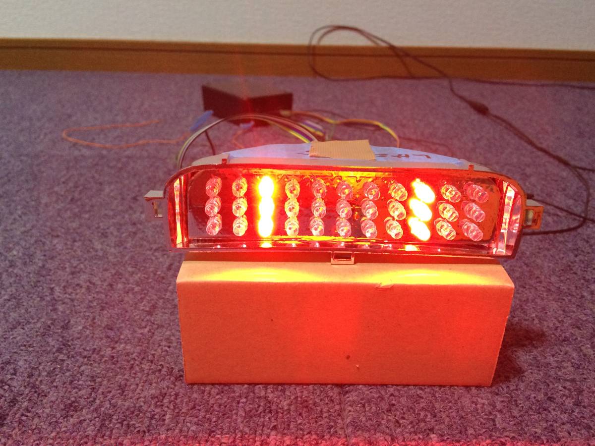 【60日保証】レガシィ BL5☆流れるハイマウントLEDユニット☆超爆光33発!拍卖