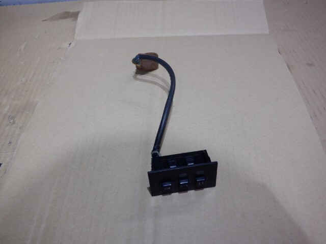 FJ80G ランクル 純正 クーラーボックススイッチ ランドクルーザー 44423/b1拍卖