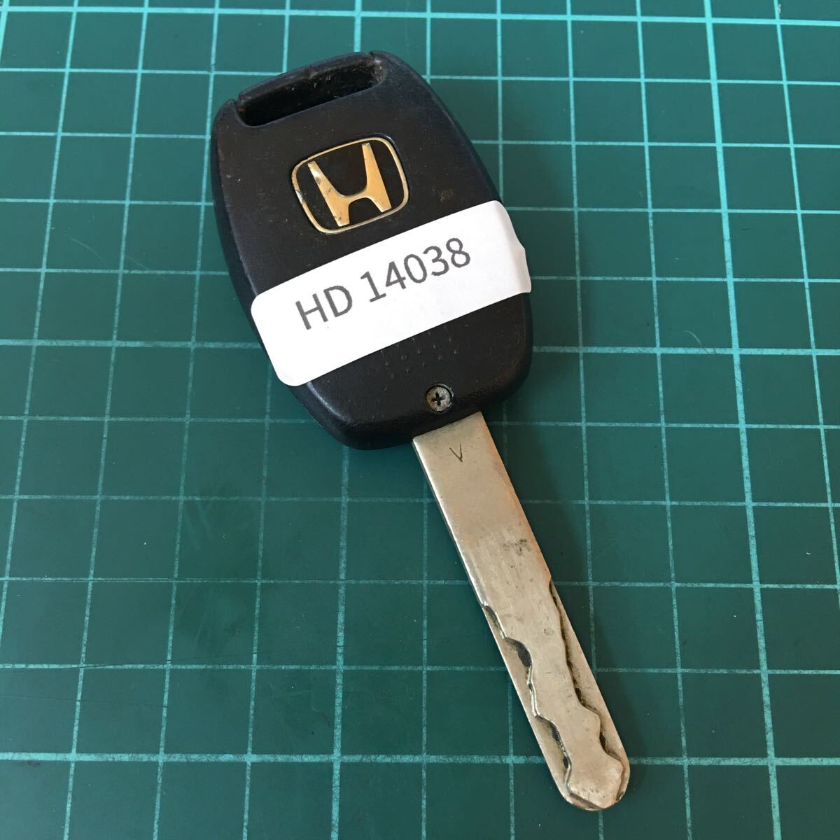 HD14038 点灯あり V刻印 希少 ホンダ キーレス 2B 2ボタン オデッセイ フィット エリシオン ストリーム CR-V等 GE6 RR1拍卖