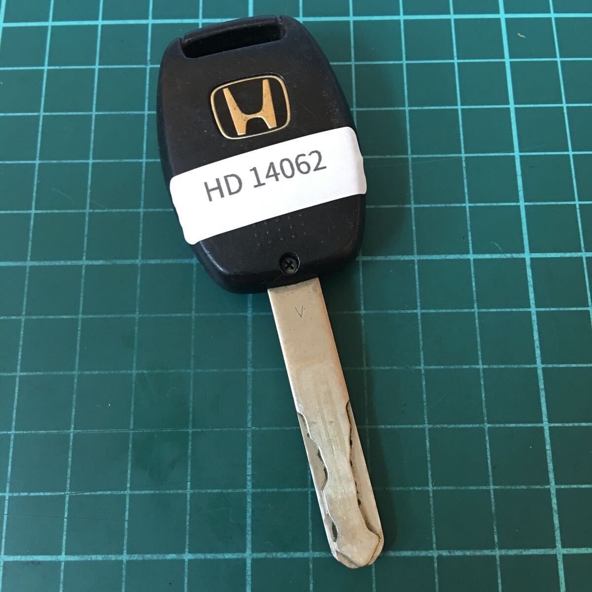 HD14062 点灯なし V刻印 希少 ホンダ キーレス 2B 2ボタン オデッセイ フィット エリシオン ストリーム CR-V等 GE6 RR1拍卖