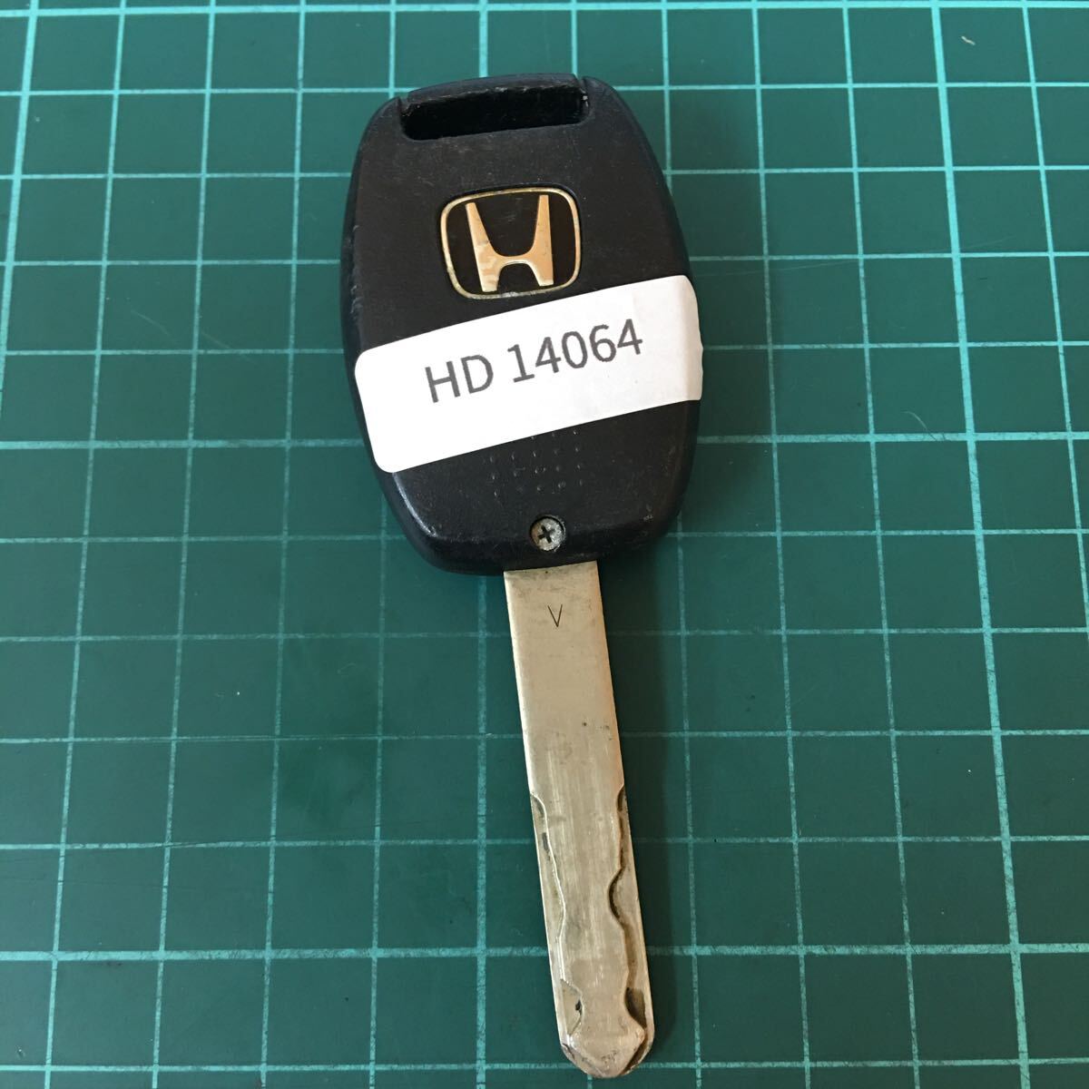 HD14064 点灯あり V刻印 希少 ホンダ キーレス 2B 2ボタン オデッセイ フィット エリシオン ストリーム CR-V等 GE6 RR1拍卖
