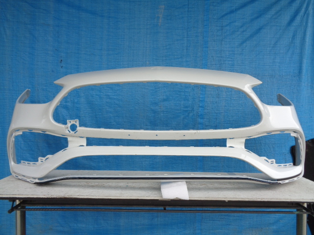☆BD686 ベンツ W206 Cクラス フロントバンパー 白 A2068858401拍卖