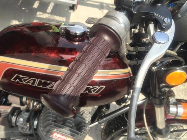 神鳴オリジナルカラー Z2グリップ 旧車 サンパチ 当時 旧車 神鳴エンヂニアリング 750SS 500SS 400SS 350SS 250SS KH250 KH400 KH500拍卖