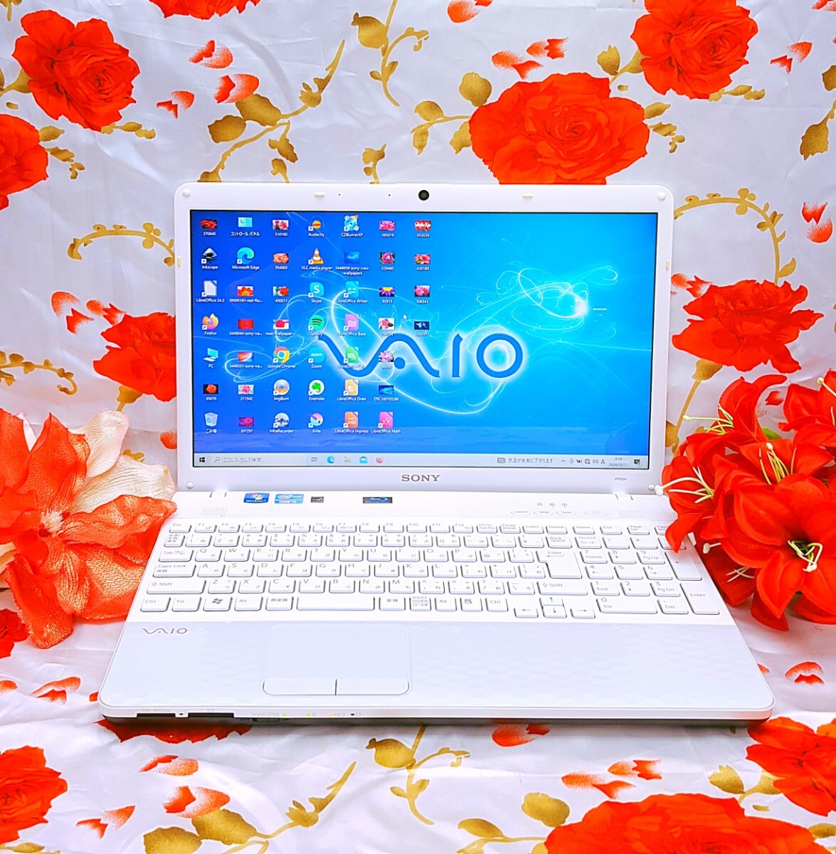 新型Win11搭載/ホワイトキラキラVAIO/DVD焼き/新品SSD256搭載/ZOOM/ソフト多数/動画&画像編集/新品マウスサービス拍卖