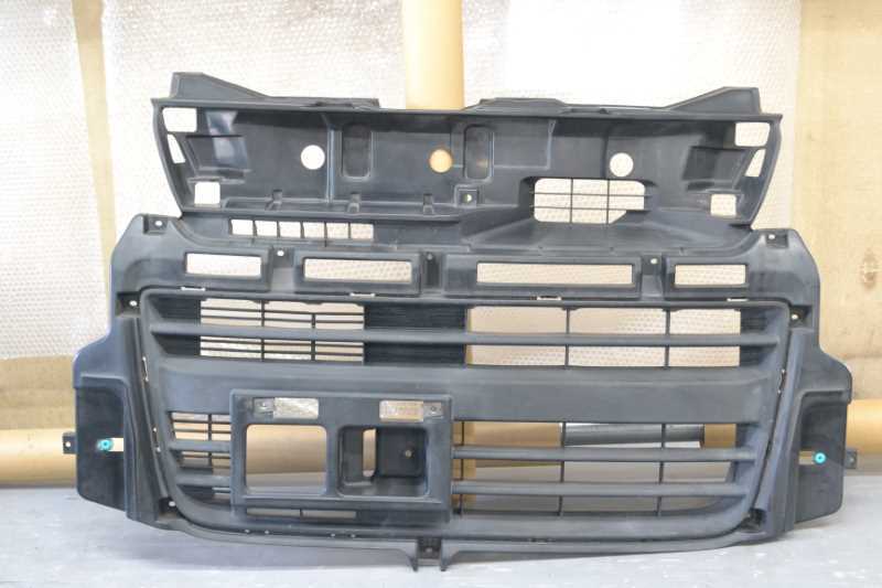 ワゴンR スティングレー SX 後期(MH23S) 純正 破損無 取付OK フロント ロアグリル 71771-70K5 / 71771-70K52-5PK k081379拍卖