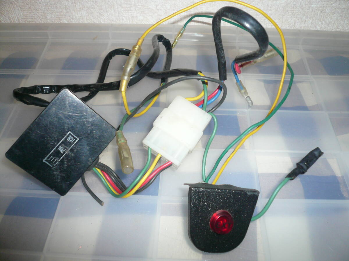 送料込み EXT 排気温度警告灯 など メーター内外 に 無い ふるーい 並行輸入 外車 車種 など に 当時物希少素人長期保管品拍卖