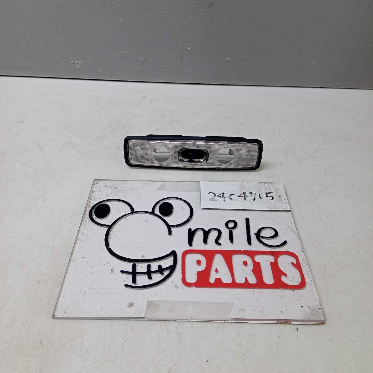 CV5W デリカD5 純正 ゲートランプ 2Z6-5-7/24C4715*同梱不可拍卖