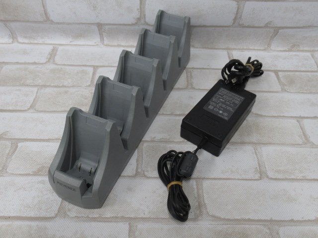 Ω 新G 0161♪ 保証有 KEYENCE【 BT-UC15 】キーエンス BT-1000/1500シリーズ用5連充電ユニット AC付き・祝10000!取引突破!!拍卖