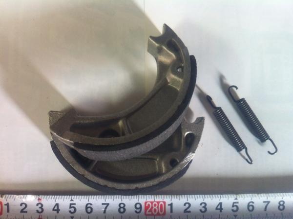 新品ブレーキシュー スーパーカブ90 `93~`971台分。2個拍卖