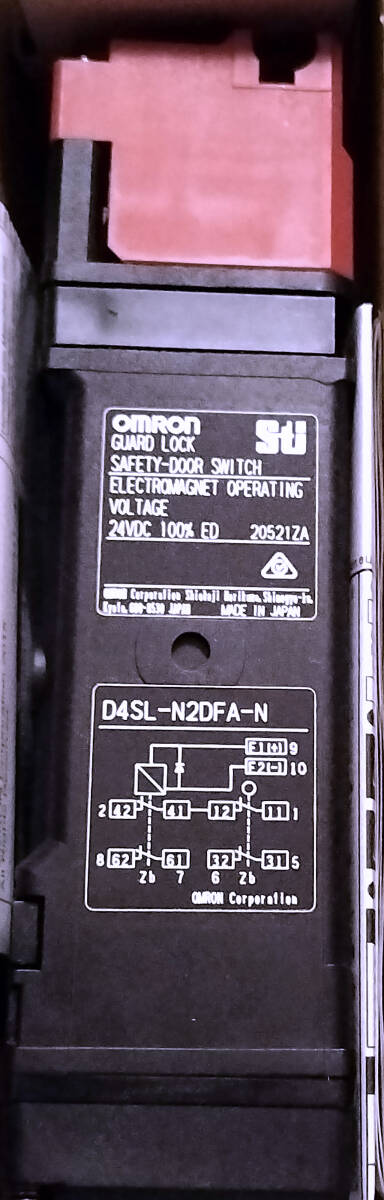 omron 小形電磁ロック セーフティドアスイッチ D4SL-N2DFA-N拍卖