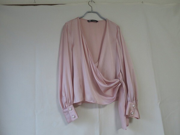 ザラ ZARA サテン カシュクール パールボタンブラウス USAのXS拍卖