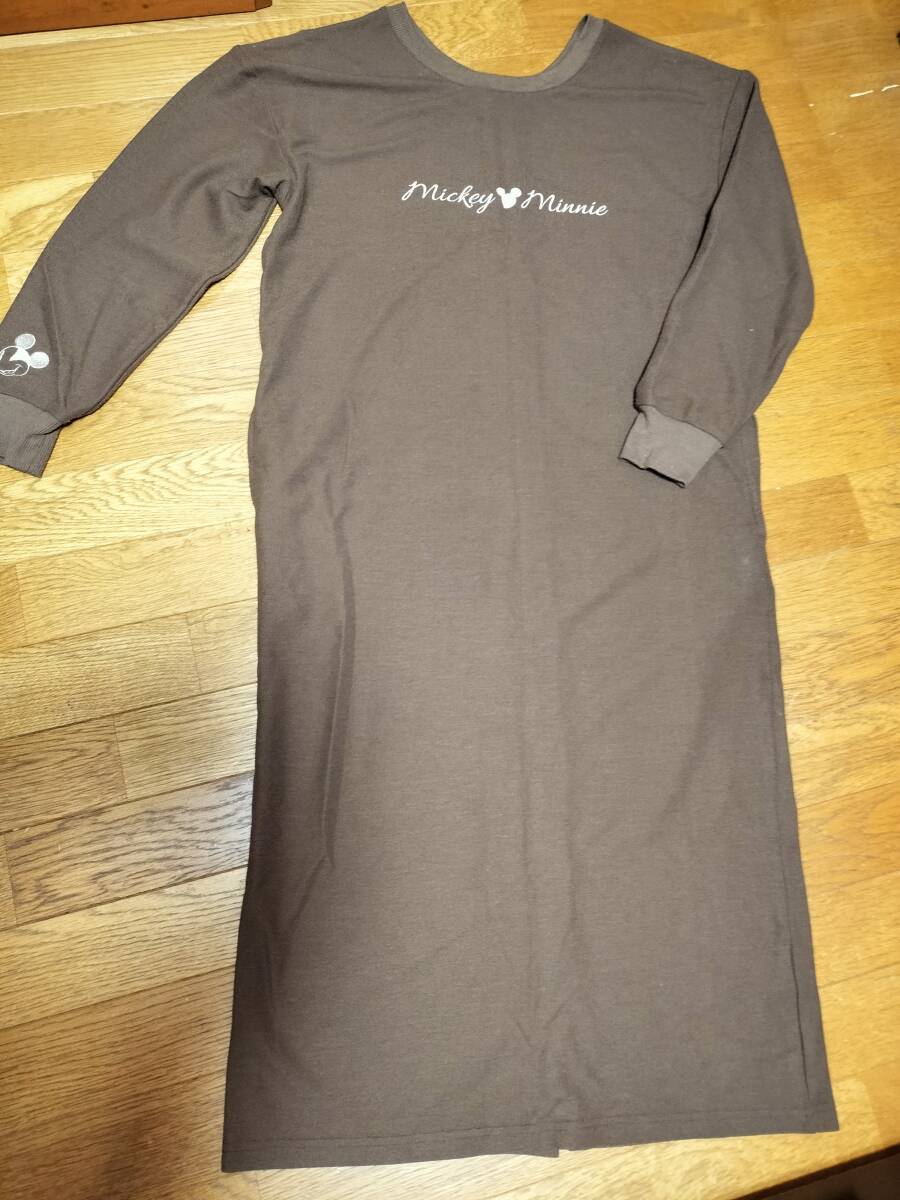 美品 ミッキーマウス&ミニーマウス ブラウン ニットロングワンピース拍卖