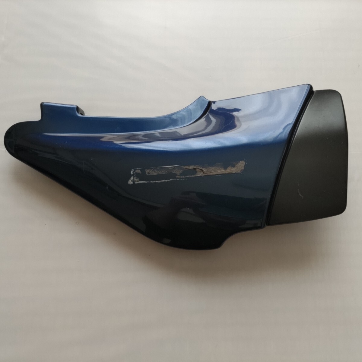 横浜発 ゼファー750 ZR750C 純正サイドカバー右 サイドカウル サイドパネル Kawasaki ブルー拍卖